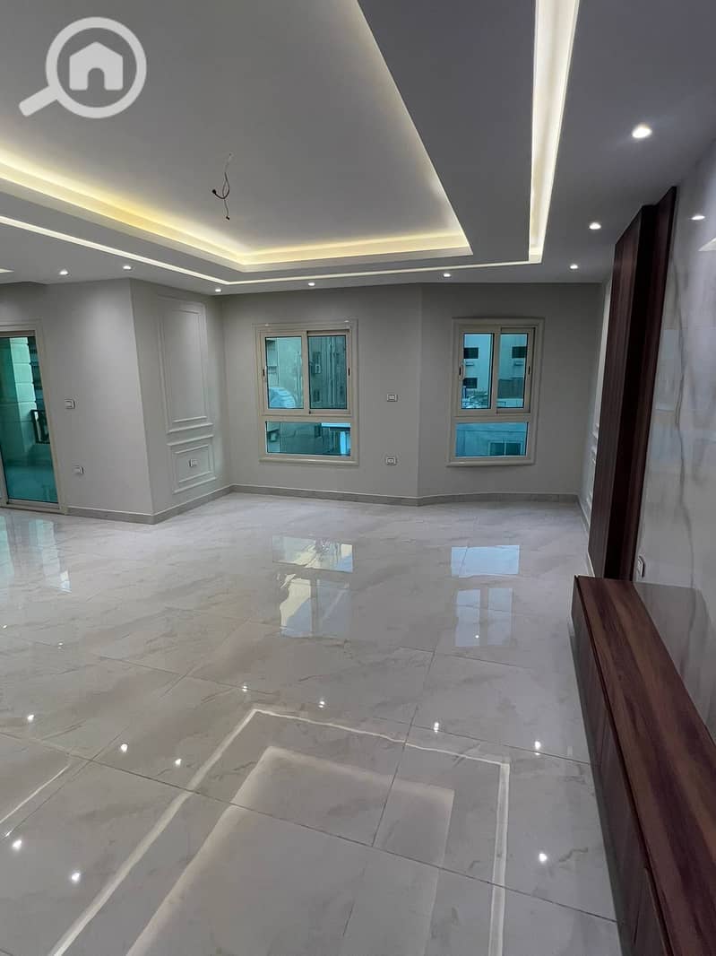 5 WhatsApp Image 2025-10-20 at 20.00. 44_b8cdd818. jpg