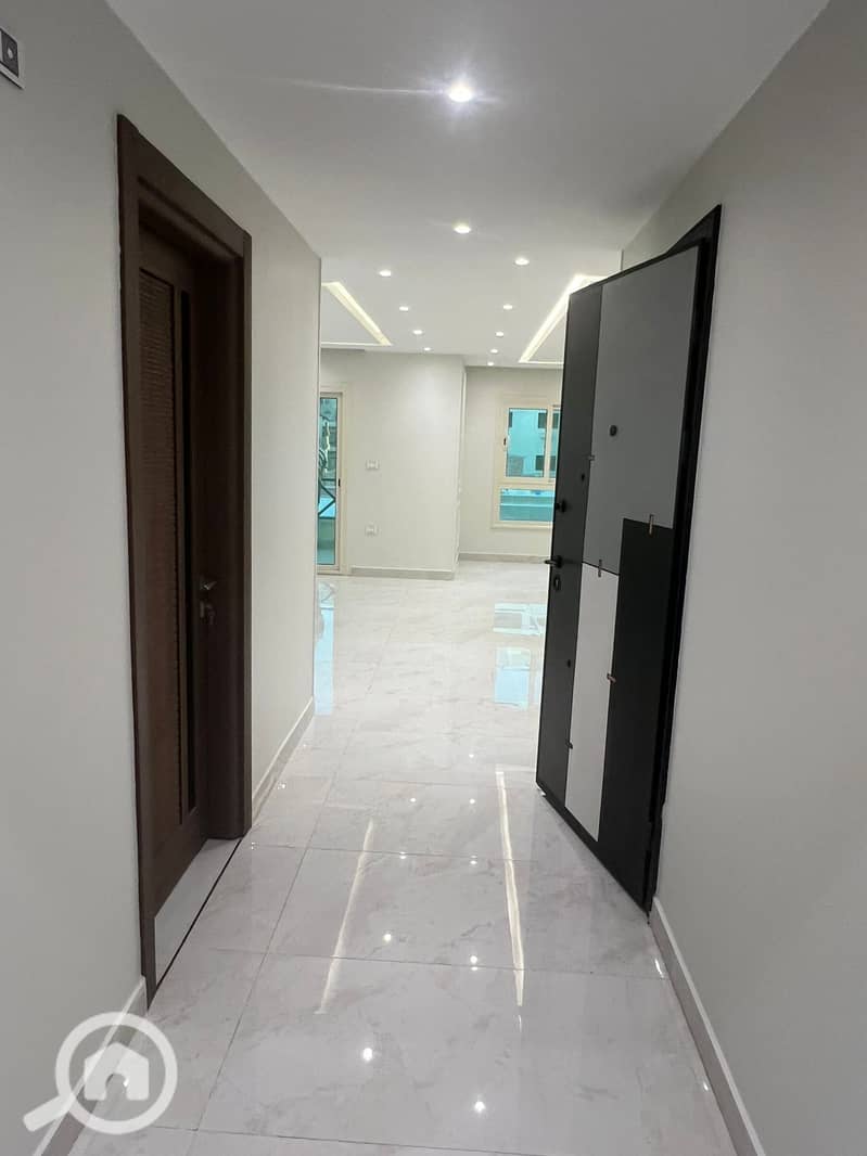 6 WhatsApp Image 2025-10-20 at 20.00. 45_4b412f31. jpg