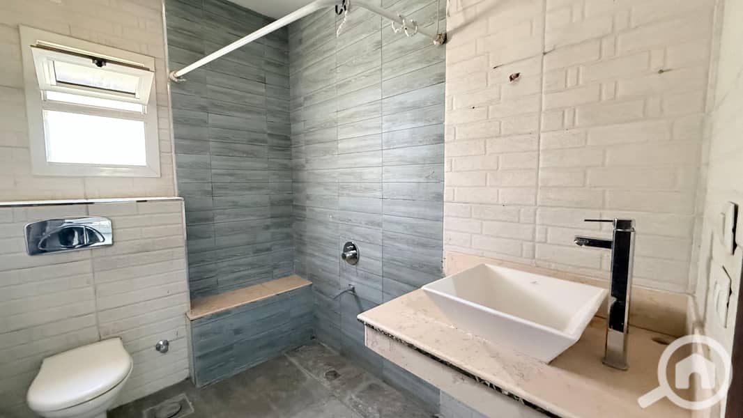 6 6dd6802c-c665-462d-ae0e-2ae10186ac69. jpg