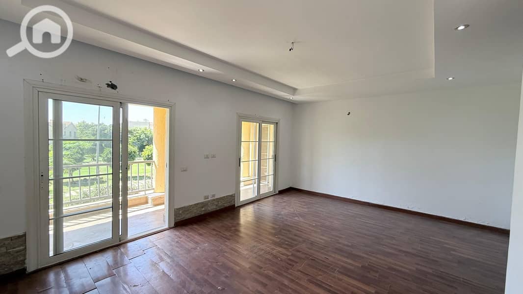 14 708f5cef-8791-4ea8-8b40-17497de9181b. jpg