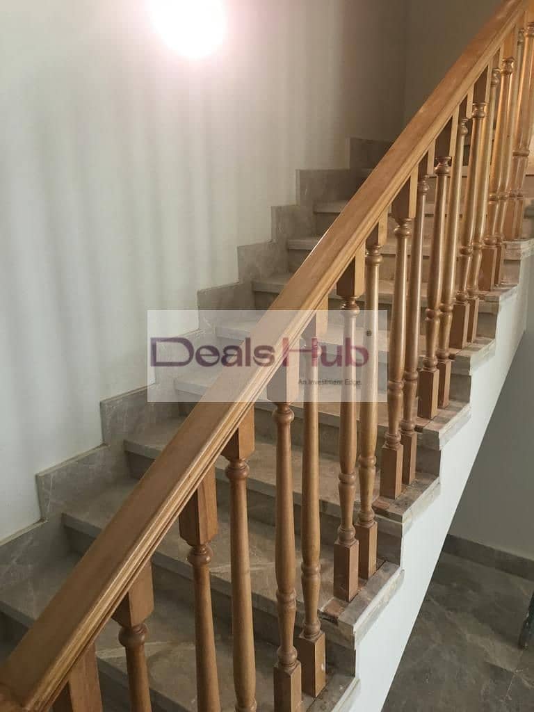 3 2db4f2fb-f9fb-49f1-bb68-ca912f06512b. jpg