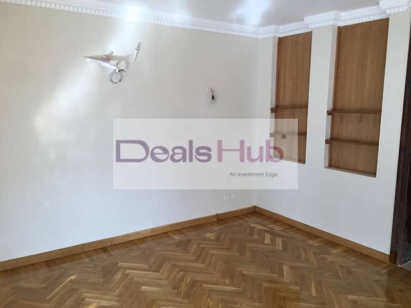 16 e6e6ef99-c676-4548-9e5e-a50cf80ebdab. jpg