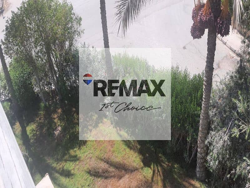 12 25a8e134-d465-40bd-b840-c8ee2f6fc4e7. jpg