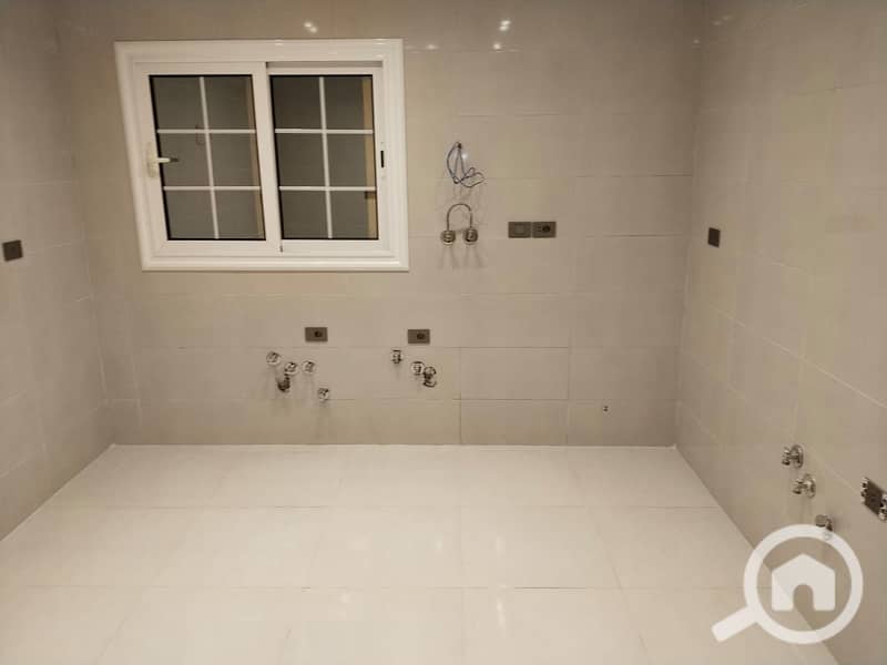 8 WhatsApp Image 2025-11-02 at 11.00. 32_450b0cf2. jpg