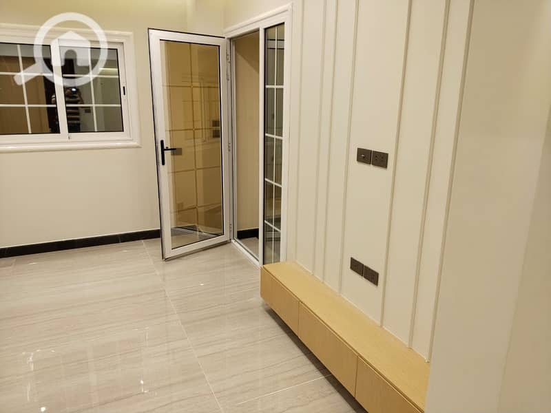 11 WhatsApp Image 2025-11-02 at 11.00. 32_fedf5dad. jpg