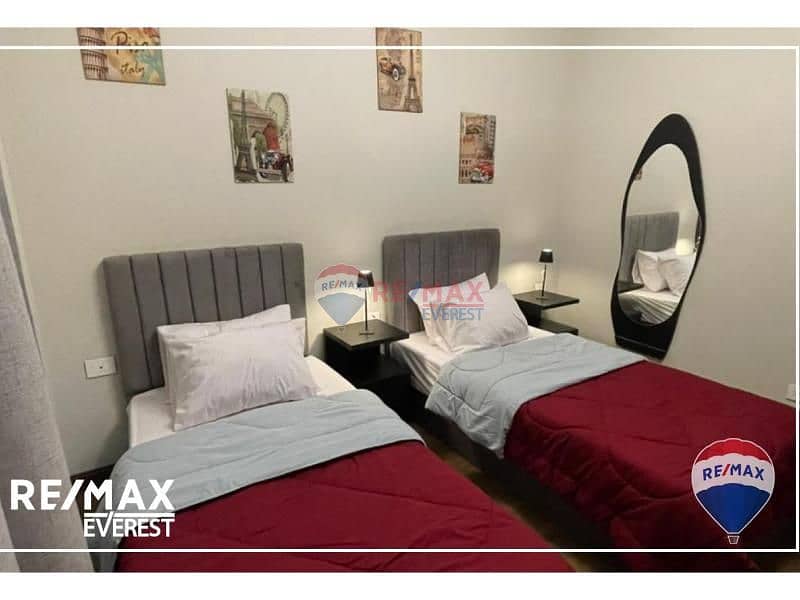 6 4e9128f1-6d7e-45a7-89c7-774dfd1695d0. jpg