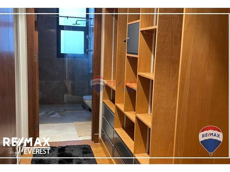 7 196fbfce-2695-44f3-aab1-8468447fdd9d. jpg