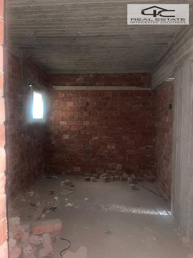 8 WhatsApp Image 2025-11-18 at 3.58. 41 PM. jpeg