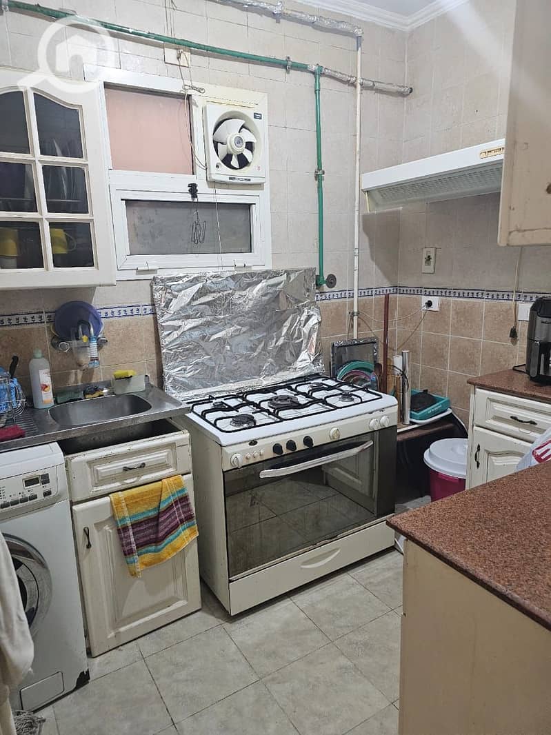 6 e5bd95bf-8b88-49cb-9820-175f9665929d. jpg