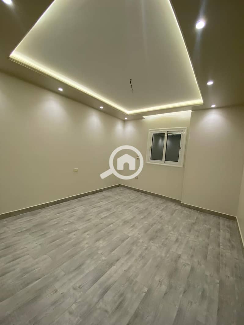 5 WhatsApp Image 2025-11-19 at 11.34. 27_2b02c37c. jpg