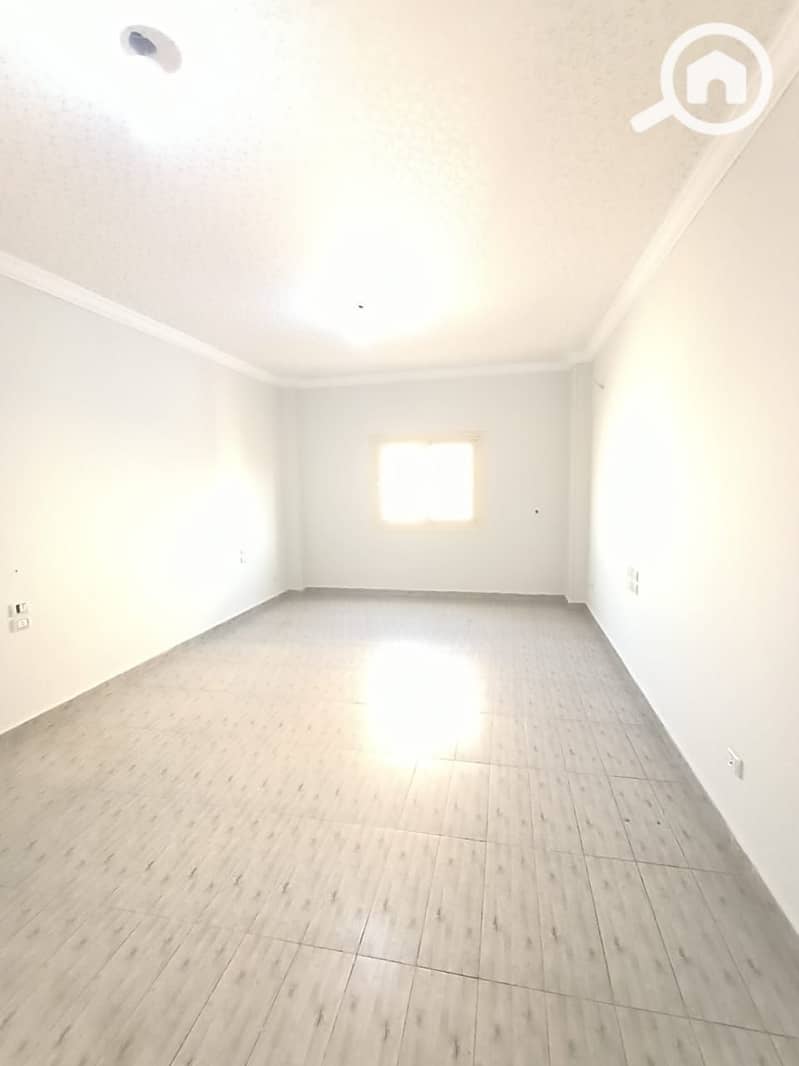 12 WhatsApp Image 2025-11-18 at 2.23. 44 PM. jpeg