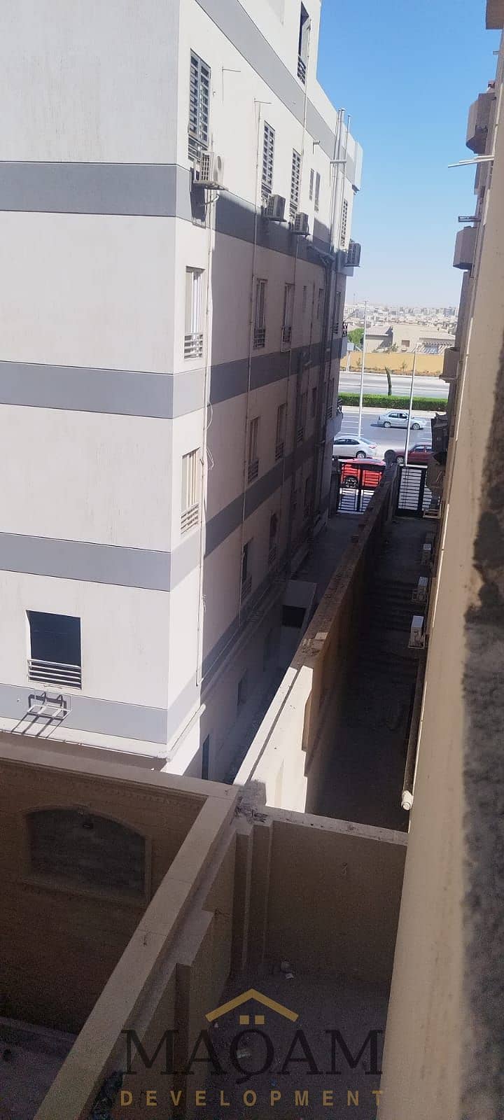 9 WhatsApp Image 2025-10-20 at 13.17. 03_d9e3fb3e. jpg