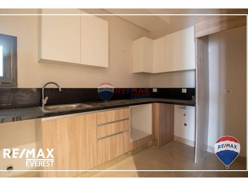 9 525b2c63-ac22-4a7d-b71c-032c93d526f6. jpg