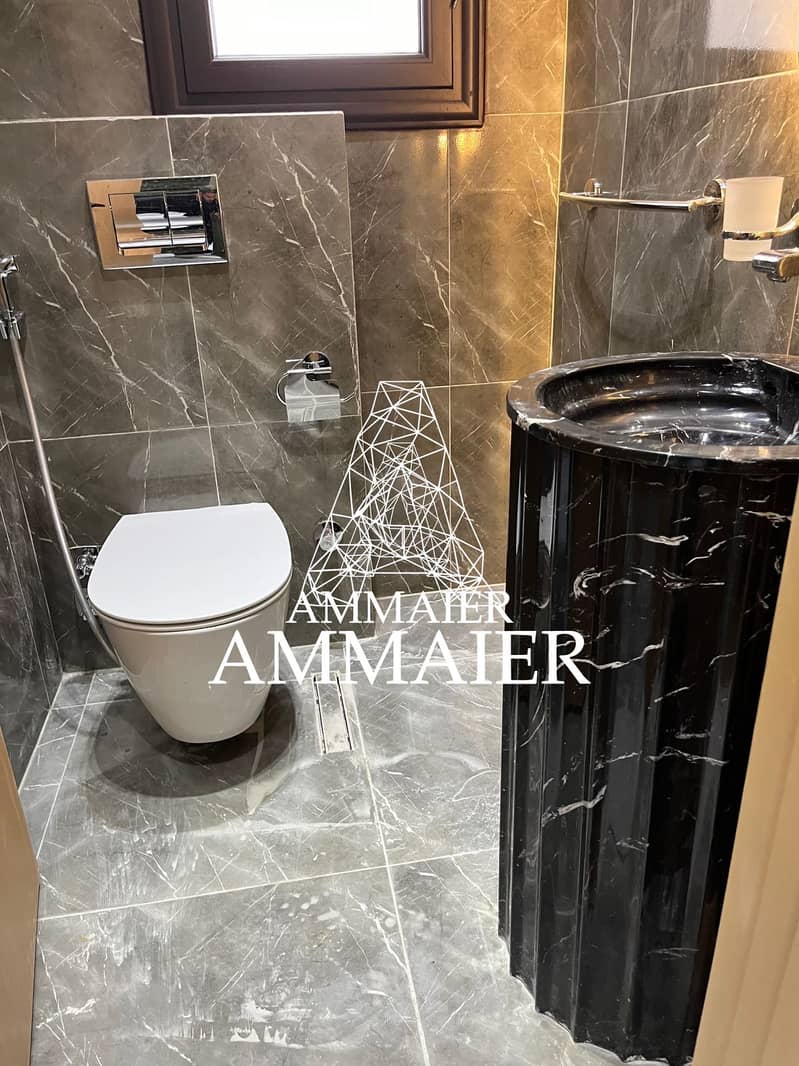 14 b90b2edf-390c-493b-933d-c9843b7fd1c4. jpg