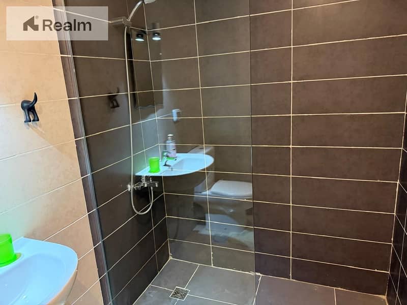 8 IMG-20251118-WA0213. jpg