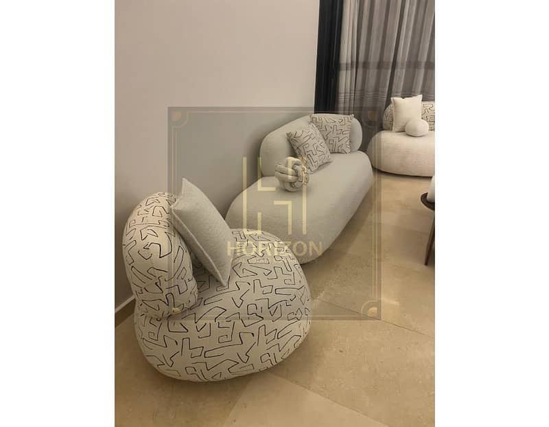 4 2b3e74f1-3e11-4828-8174-4d657b2298b7. jfif. jpg