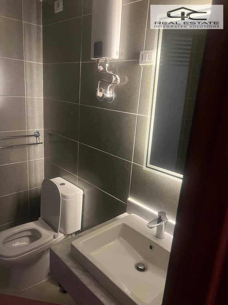 10 WhatsApp Image 2025-11-16 at 15.58. 47. jpeg