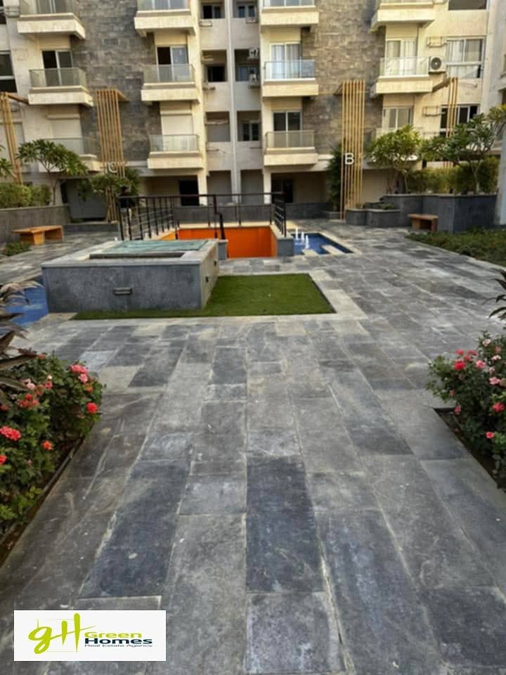 4 99b726dd-99f6-46b5-9b67-506999631c76. jpg