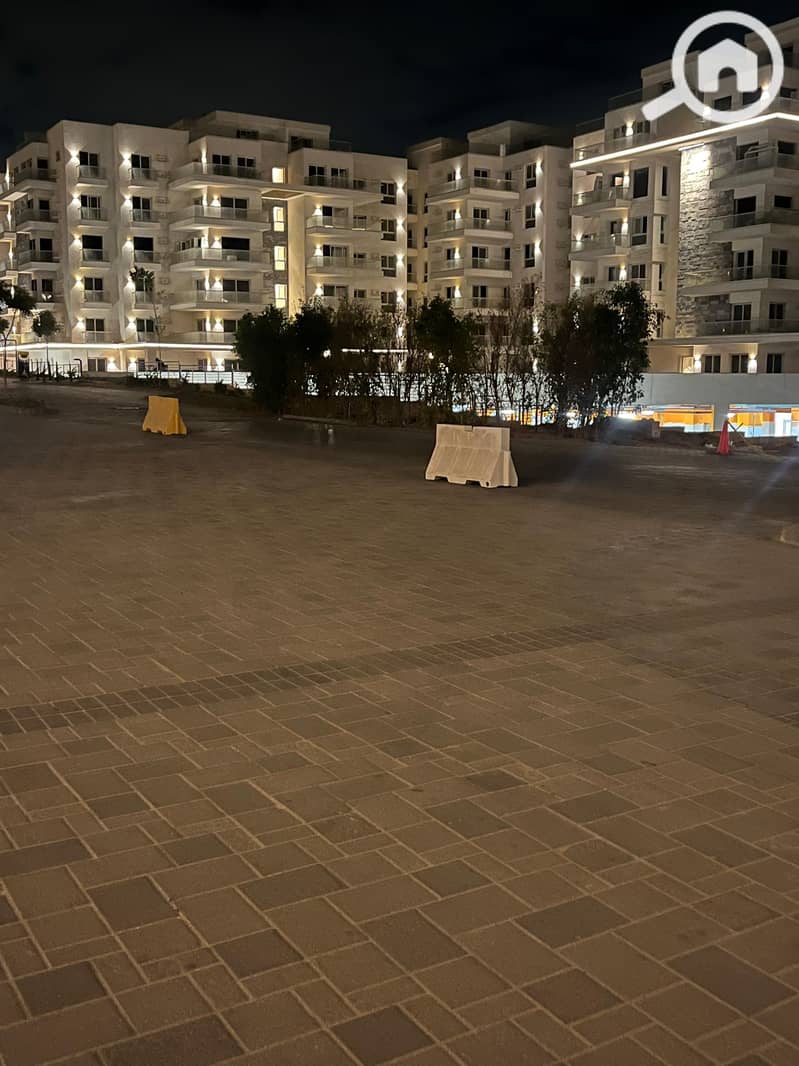 5 9ca796e0-dc21-4df2-a730-81346fb31d31. jpg