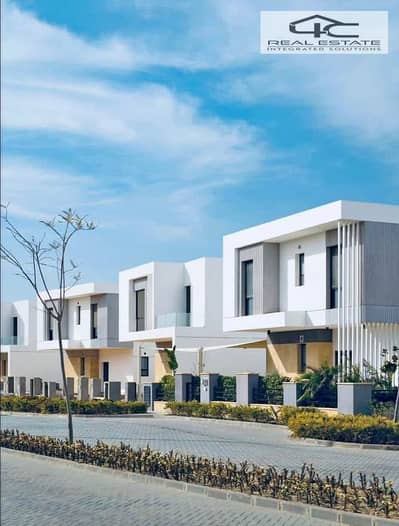 تاون هاوس 4 غرف نوم للبيع في القاهرة الجديدة، القاهرة - 584642340_836202462640050_7081711082410643252_n. jpg