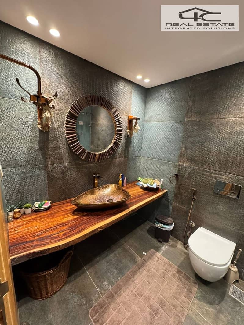 4 WhatsApp Image 2025-11-15 at 15.42. 29. jpeg