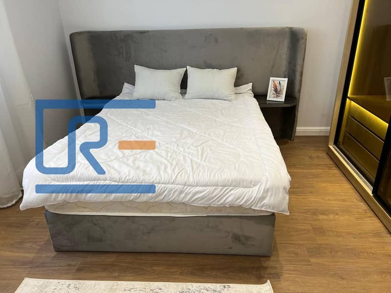 5 2efb01a4-7880-430e-a722-2f1e665673c4. jpg