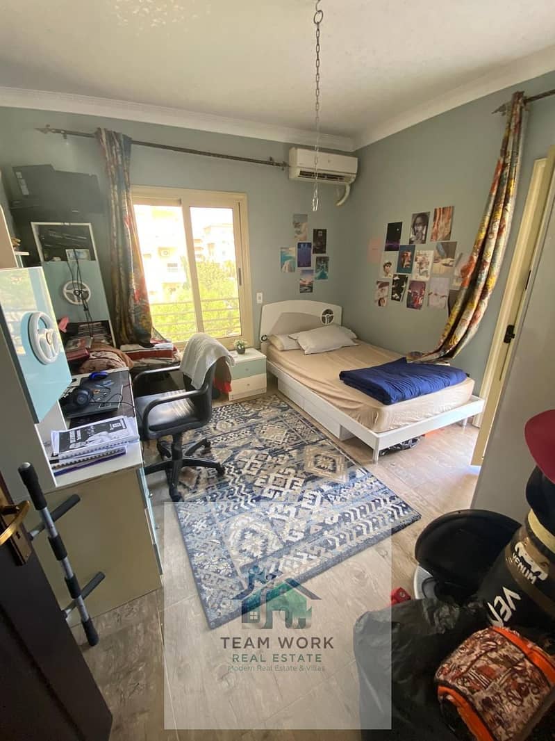 11 81c5e1e6-38e5-4b10-93e6-49ec3d1cf51f. jpg