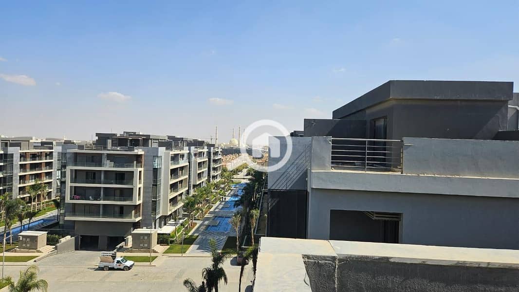 8 c6ebb285-ac9f-4a60-bd96-03cd110b457a. jpg