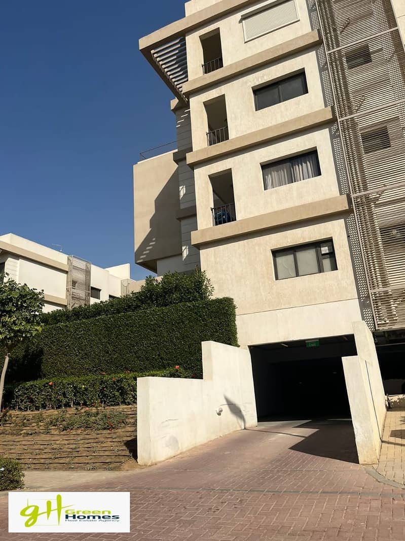 15 d16f8c1a-9d37-4da8-8641-af3aaa133495. jpg