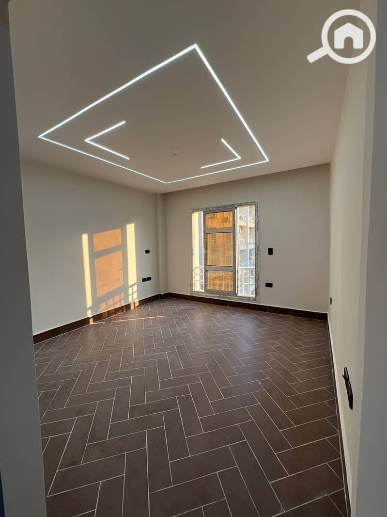 2 WhatsApp Image 2025-11-18 at 5.46. 16 PM (1). jpeg