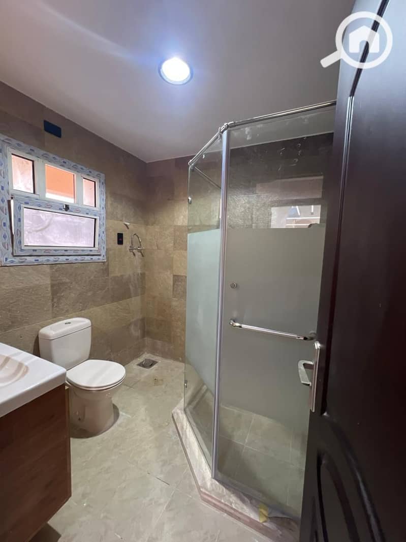 12 WhatsApp Image 2025-11-18 at 5.46. 13 PM (3). jpeg