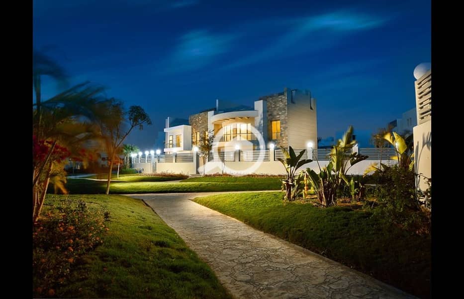 8 penthouses for sale in cleopatra square. jpeg