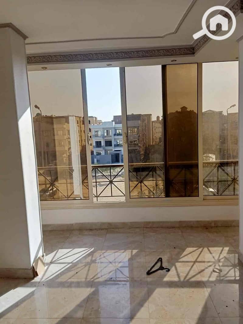 3 99ad9fca-d713-43bf-898a-27f90fbbbdbf. jpg