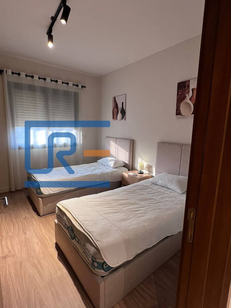 6 c6d6a019-2355-4683-b23c-909d69e38113. jpg