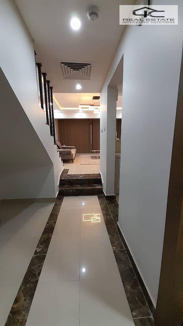 4 WhatsApp Image 2025-11-18 at 7.33. 27 PM. jpeg