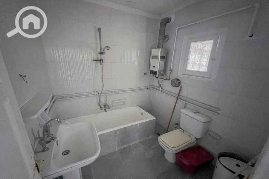 5 b618aec4-5abf-4ca3-b751-87614fb0b5cb. jpeg