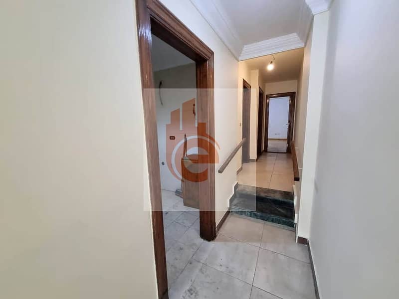 8 567355218_2575104592875588_3905151568991739301_n. jpg