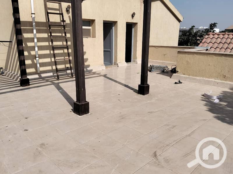 5 2e8ffd75-64a0-4f7c-a0aa-516ed066d457. jpg