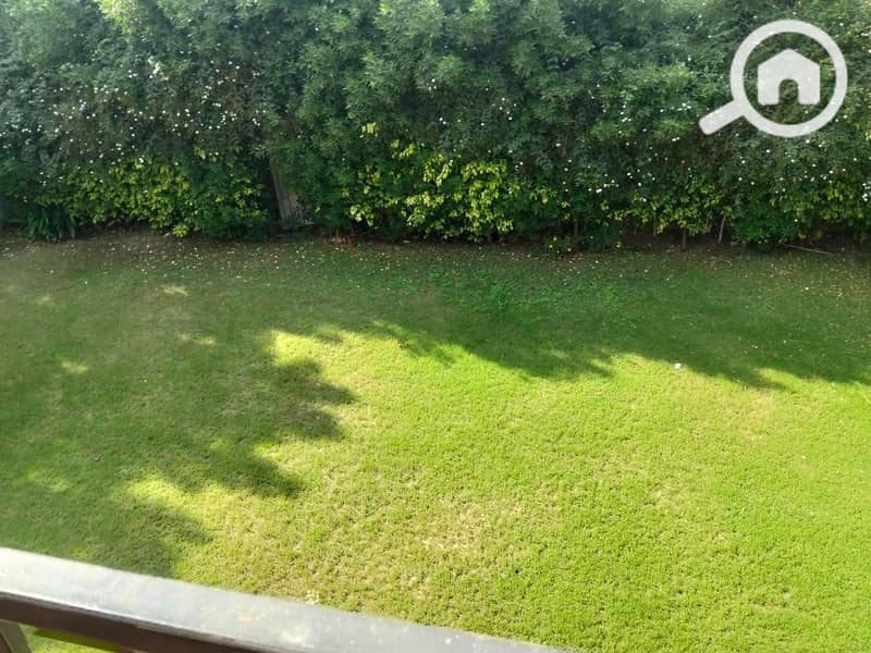 12 aae5480d-1e4b-495e-9b99-50ea994f1f19. jpg