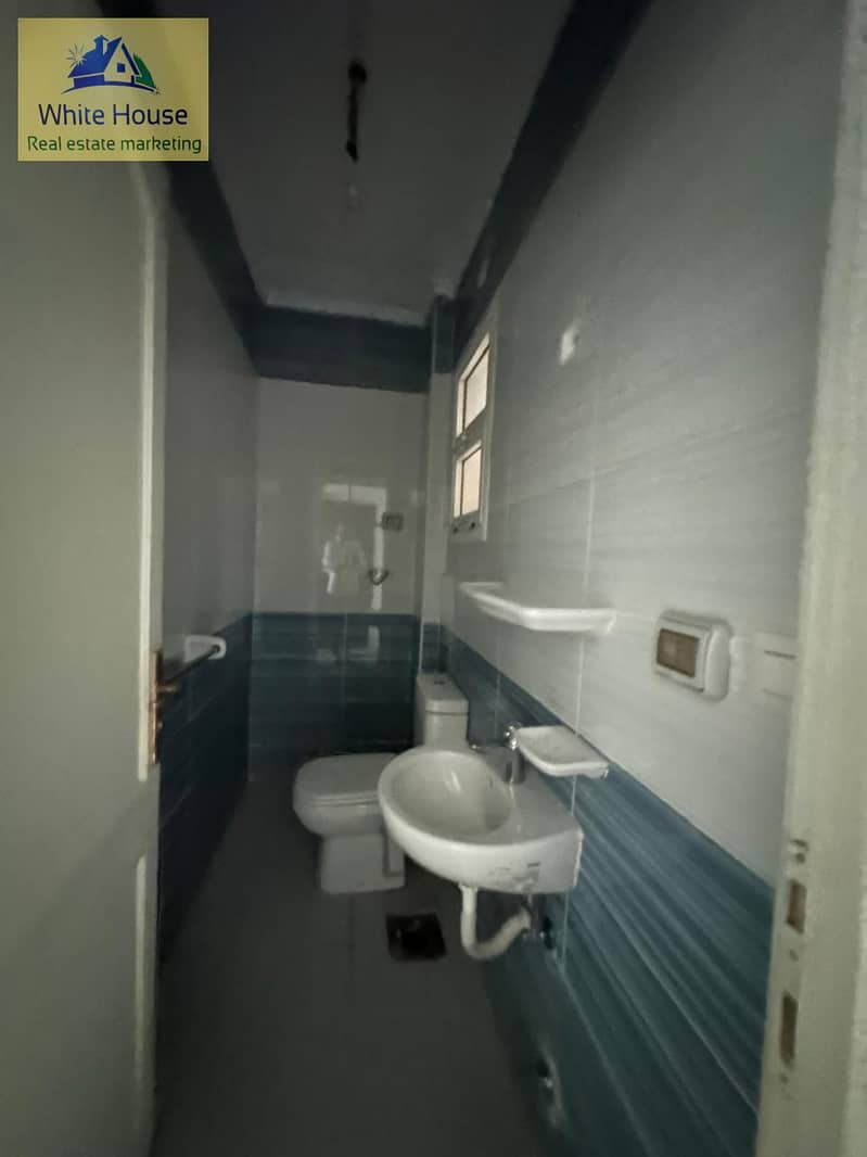 9 WhatsApp Image 2025-11-18 at 6.01. 01 AM (1). jpeg