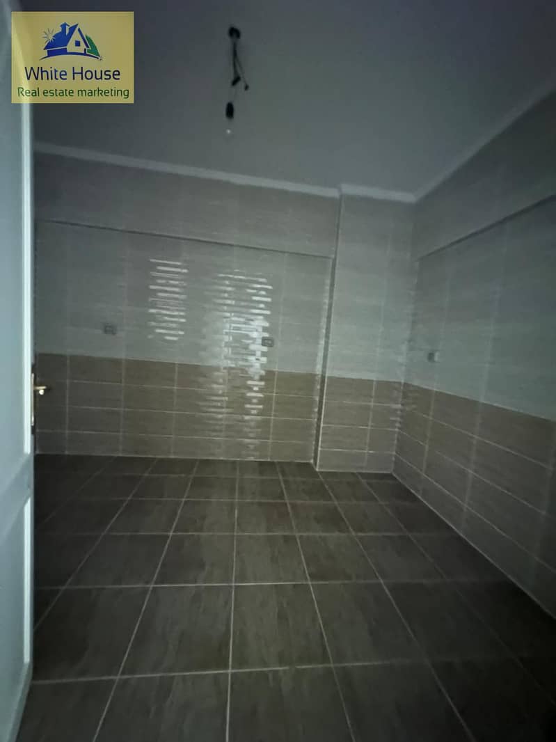 10 WhatsApp Image 2025-11-18 at 6.01. 01 AM. jpeg