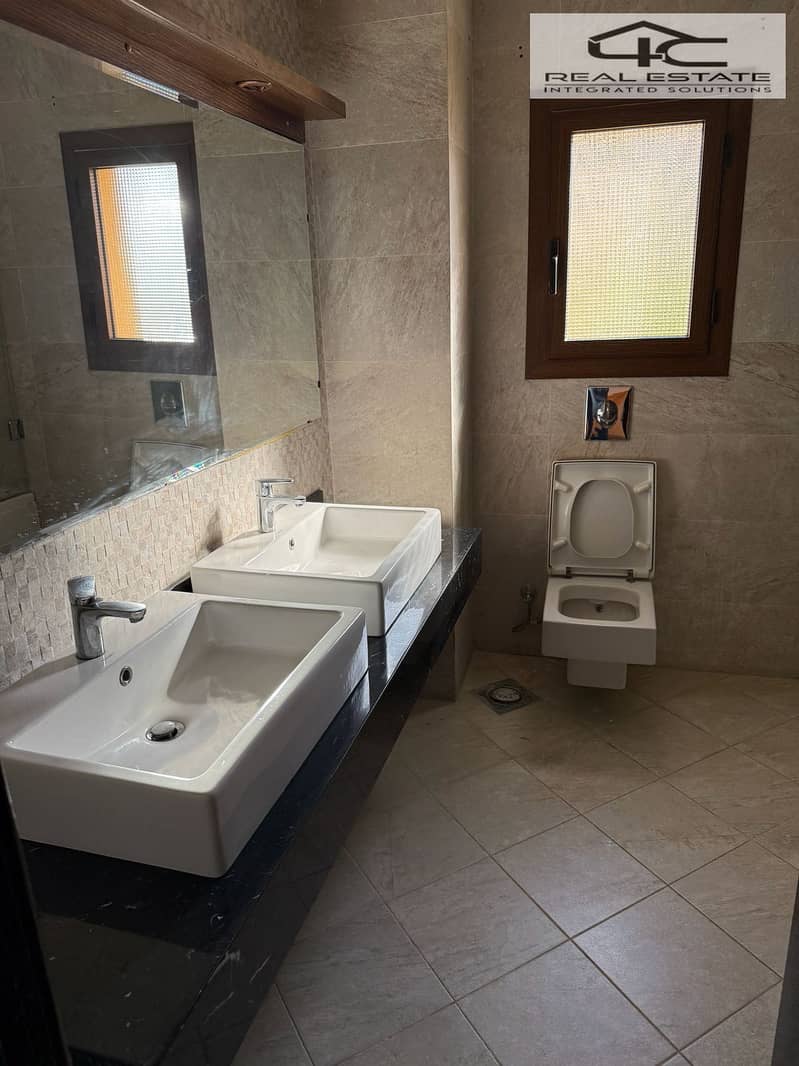 14 WhatsApp Image 2025-11-11 at 1.35. 45 PM (1). jpeg