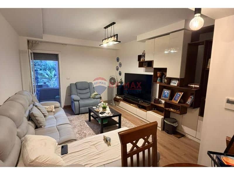 4 82e1036a-f582-46d2-bc97-6224d5dd24ef (1). jpg