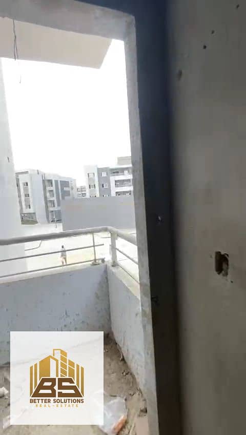 8 d27a6c0a-bd69-494b-ad05-66d09f1e9bba. jpg