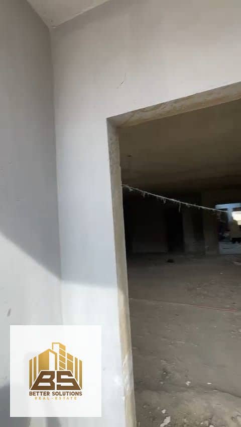 12 c5eaca91-23ff-49fb-8eab-09e03b527c60. jpg