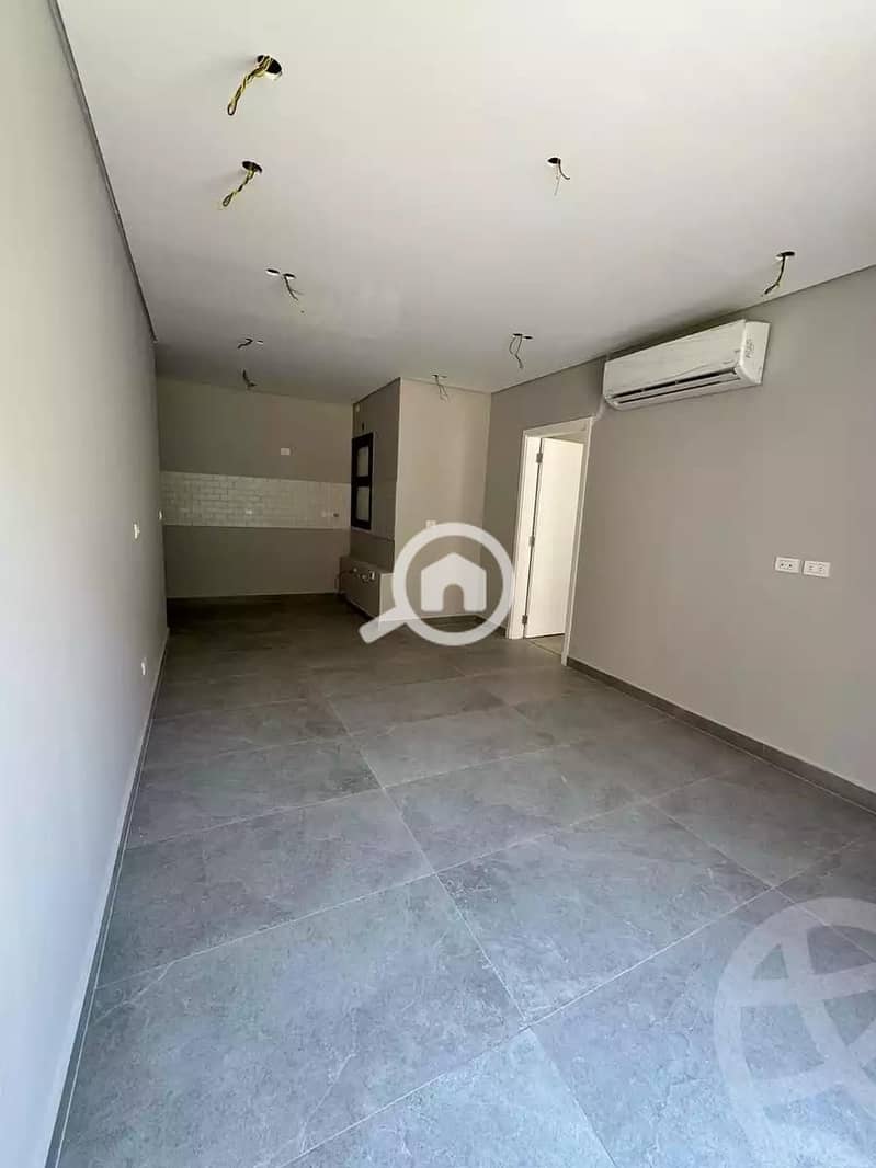 5 0b03fee6-c5e7-4df1-ba12-9227e10447f8. jpg