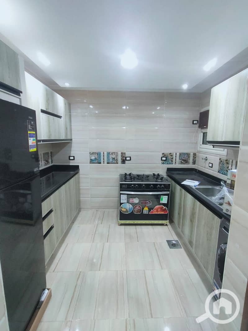 39 36ecad4f88a24eb7b33e356f51453bfe. jpg