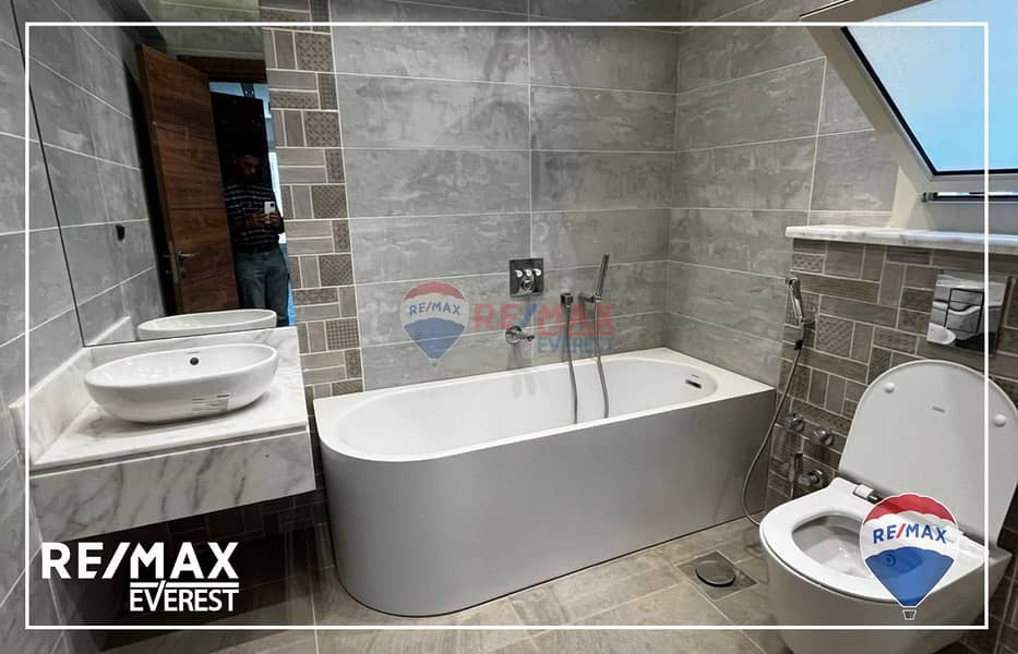 8 WhatsApp Image 2025-09-17 at 1.59. 58 PM (2). jpeg