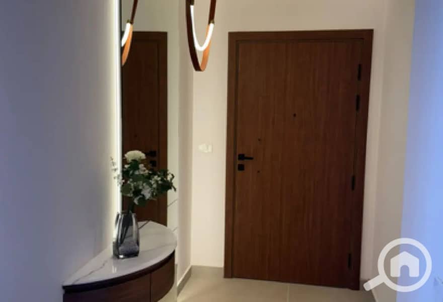 7 8112317-9c537o. jpg