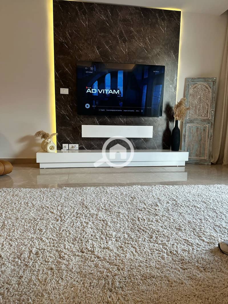 9 8859c1de-b689-4647-9fe0-0ab1a7c5fb9f. jpg